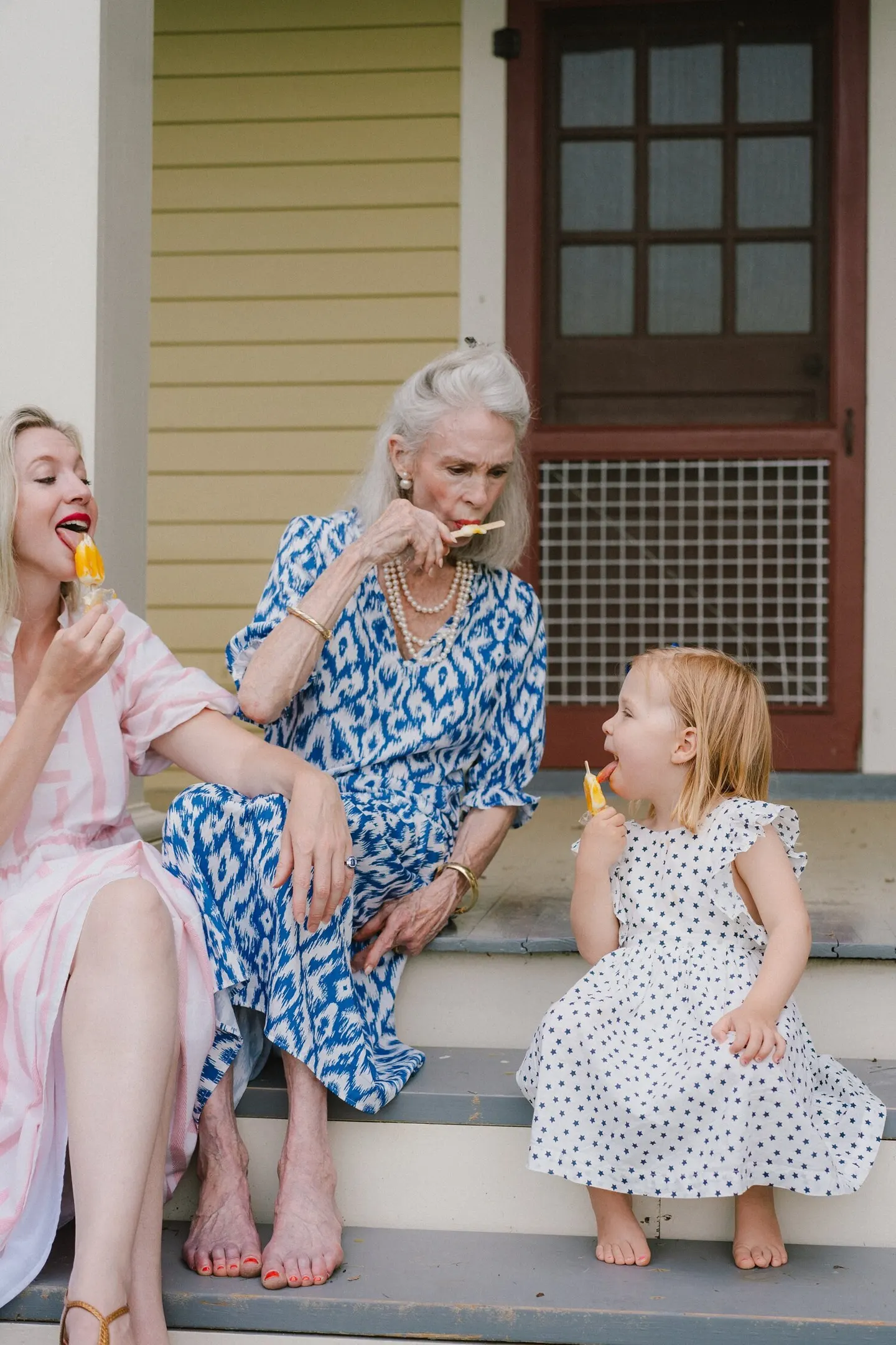 multigenerational photos on the front porch with charlottesville, va photographer